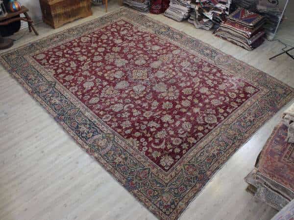 Distressed Wool Vintage Rug, Vintage rug, wool & silk wool/weave, size 296 × 380 cm, from Isparta, SKU 10625