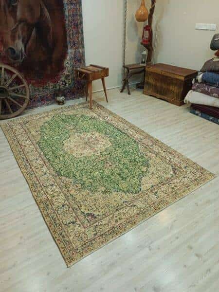 Distressed Wool Handwoven Rug, Vintage rug, wool & cotton wool/weave, size 173 × 270 cm, from Ladik, SKU 10831