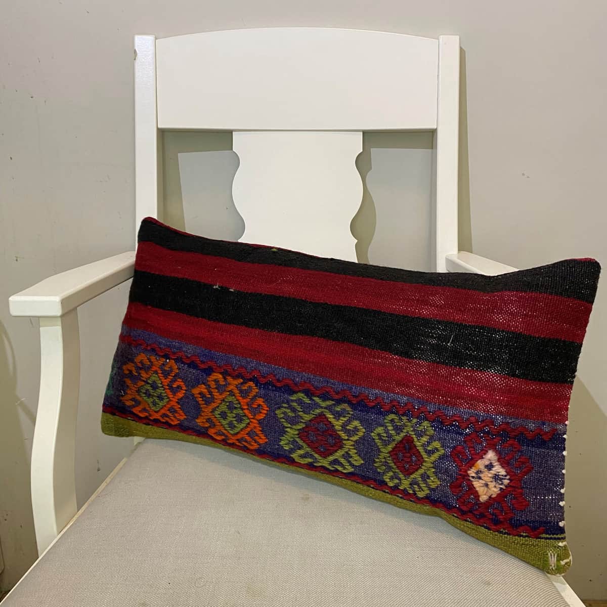 Hand-Woven Patchwork Pillowcase, vintage rug, Kilim, hand-knotted silk, size 30 × 60 cm, from Gaziantep