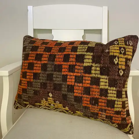 Handwoven Pillowcase, Kilim rug, wool, cotton & silk wool/weave, size 40 × 60 cm, from Kayseri, SKU 528