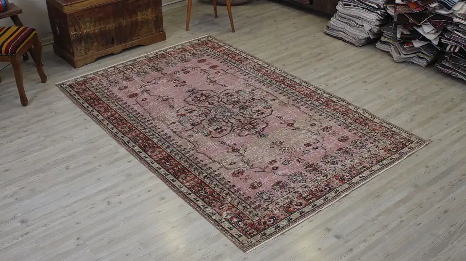 Vintage-Style Handmade Wool Rug, Handmade rug, wool & cotton wool/weave, size 154 × 236 cm, from Kayseri, SKU 10526