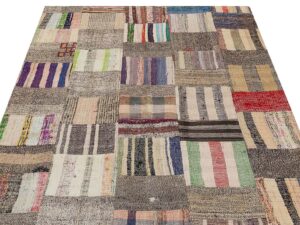 Eşsiz 100% Yün El Dokuma Patchwork Halı  146 x 182 cm 6114