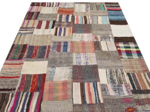 Gerçek El Dokuma Eskitme Patchwork Halı  169 x 222 cm 6134
