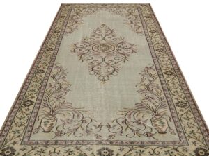 Vintage El Yapımı  100% Yün Halı168 x 277 cm 9160