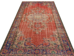 Eşsiz Renk ve Desenlerde Anadolu Vintage Eskitme El Dokuma Halı 158x281 cm 9610