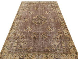 Eşsiz Renk ve Desenlerde Anadolu Vintage Eskitme El Dokuma Halı 146x246 cm 9627