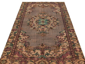 Eşsiz Renk ve Desenlerde Anadolu Vintage Eskitme El Dokuma Halı 139x232cm 9633