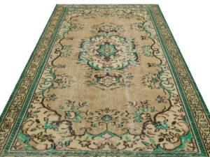 Eşsiz Renk ve Desenlerde Anadolu Vintage Eskitme El Dokuma Halı 174x280cm 9667