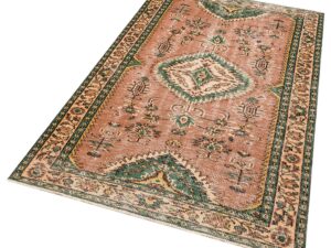 Eskitme El Dokuma Vintage Halı 115 x 197 cm F1298