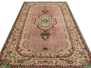 El Dokuması Vintage Anadolu Halısı 171x278cm 9780