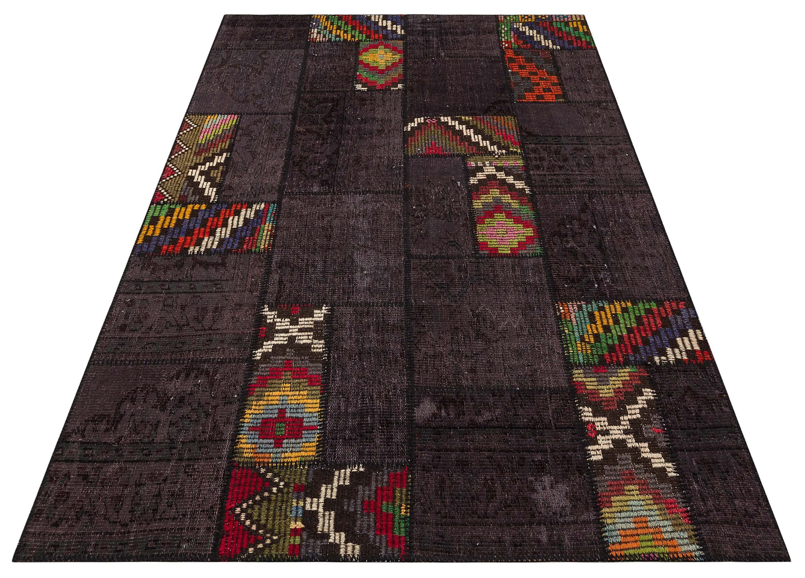 Klasik ve Modern Tarzların Buluştuğu Patchwork Halı 160x230 cm - 6282