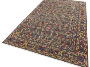 Uşak Desenli Soho Antiq Yünlü Halı - 200x300cm: Kültürel Dokunuşlu Vintage Şıklık