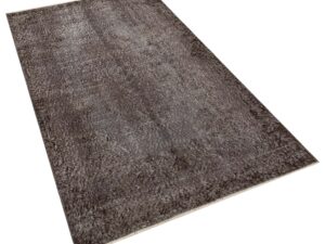 Geçmişten Gelen Dokunuşlarla Hazırlanmış Nostaljik Zemin Halı 119 x 210 cm 10021