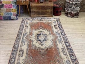 Demirci Eskitme Vintage Halı 147 x 255 cm 10191