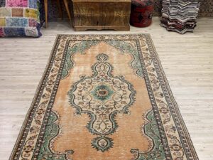 El Dokuma Eskitme Vintage Halı 157 x 255 cm 10199