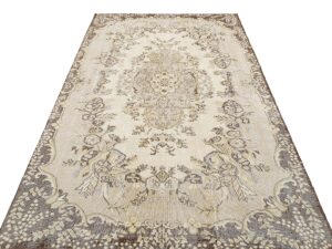 Demirci Tarzında Türk El Dokuma Halısı 165 x 261 cm F1076