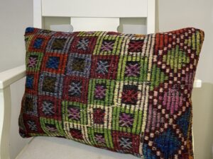 El Dokuma Patchwork Yastık Kılıfı  40x60 cm Kod : 480