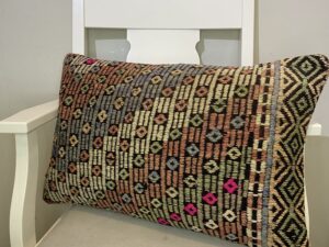 El Dokuma Patchwork Yastık Kılıfı  40x60 cm Kod : 495