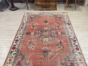 El Dokuma Vintage Halı 168x272 cm 10445