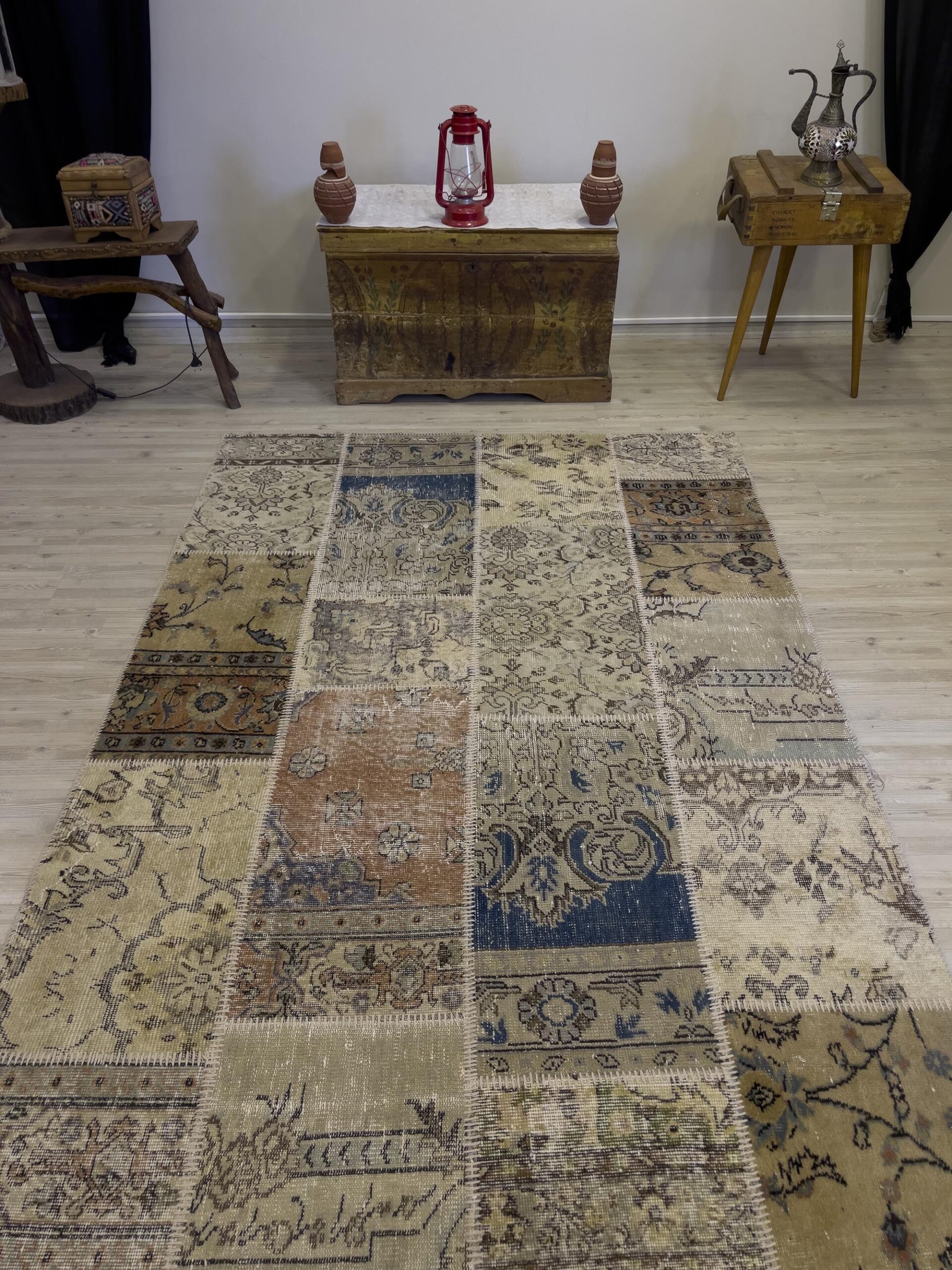 El Dokuma Eskitme Özel Patchwork Halı 160x230 cm 4006