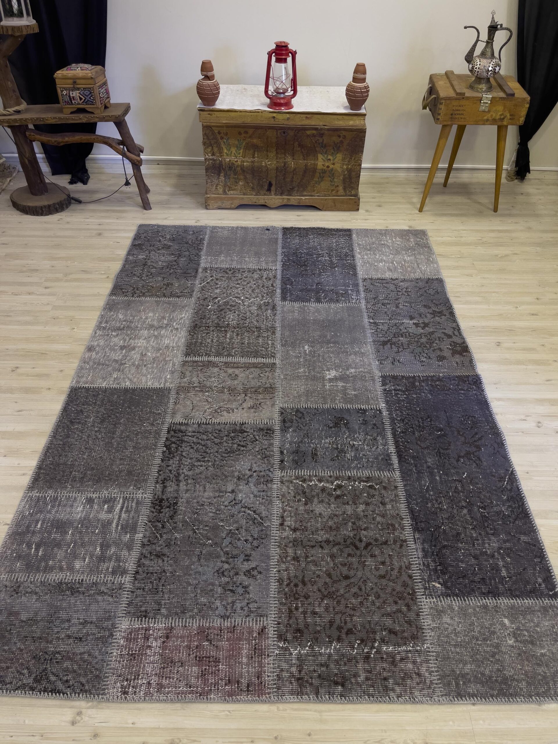 Eşsiz Güzelliğe Sahip Olan Özel Patchwork Halı  162x241 cm 4010