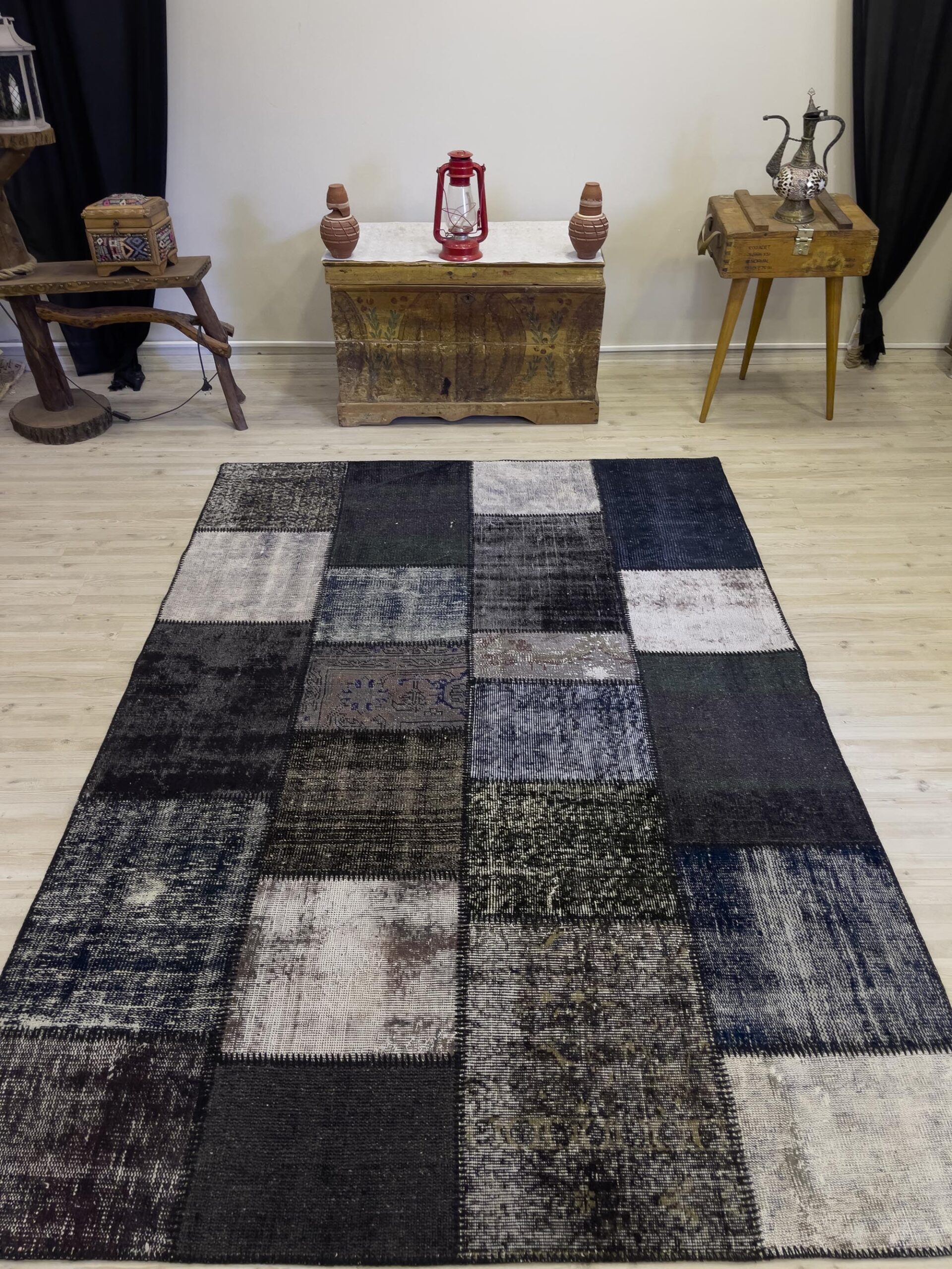 Eşsiz Güzelliğe Sahip Olan Özel Patchwork Halı 162x230 cm 4012