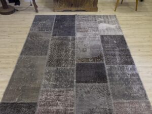 Eşsiz Klasik Gereçk Özel Patchwork Halı 161x240 cm 4020