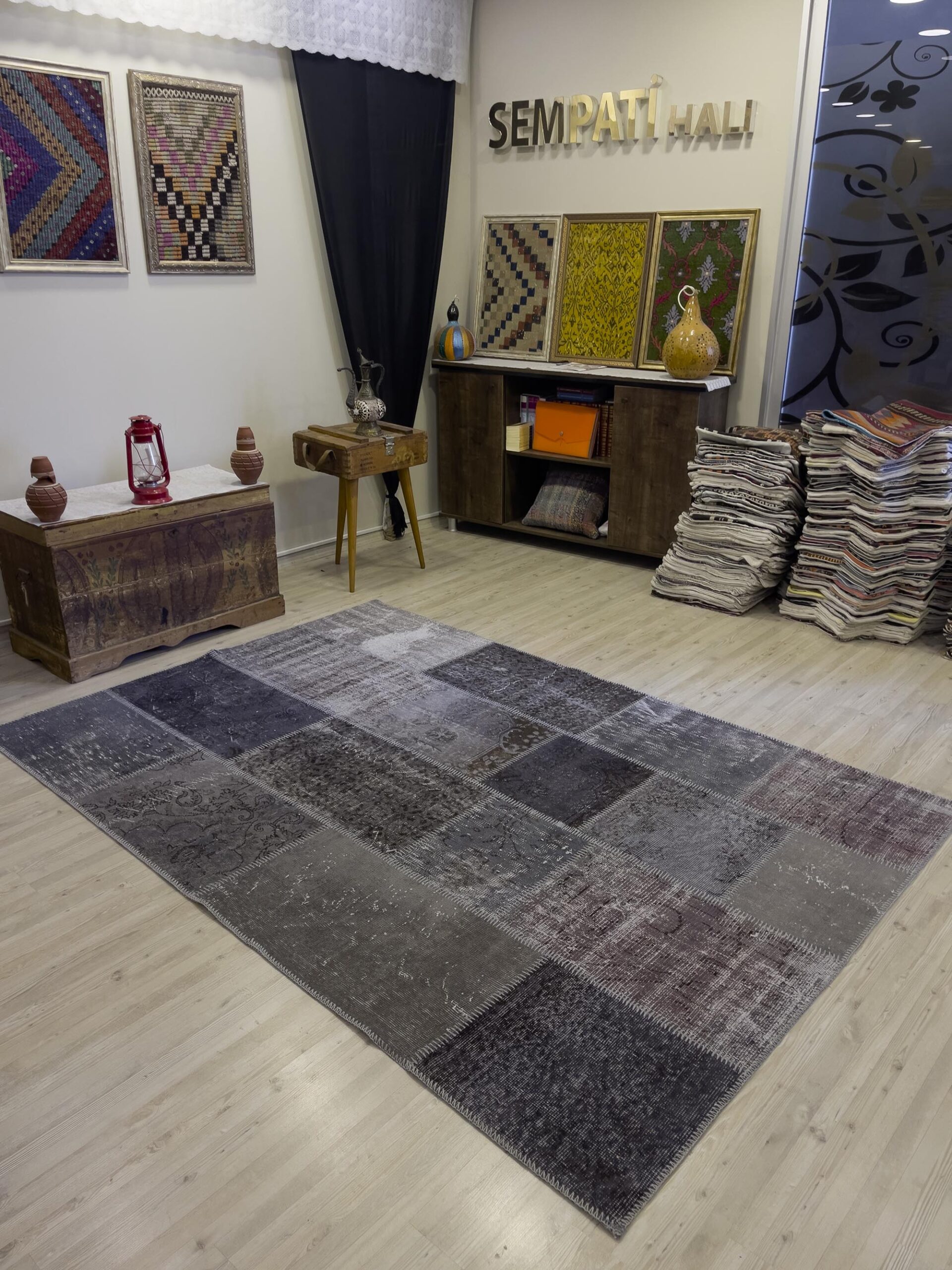 Eşsiz Güzelliğe Sahip Olan Özel Patchwork Halı  162x235 cm 4022