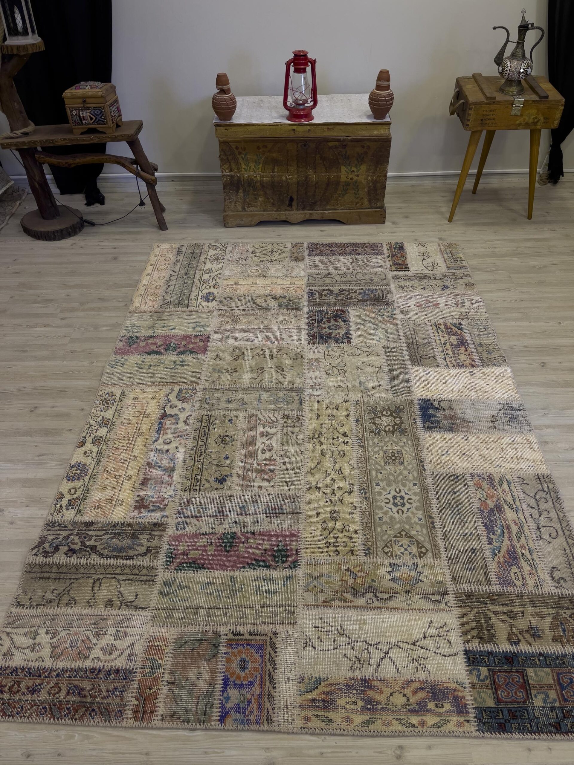 El Yapımı Patchwork Elegan Tasarım Halı 146x234 cm 4028