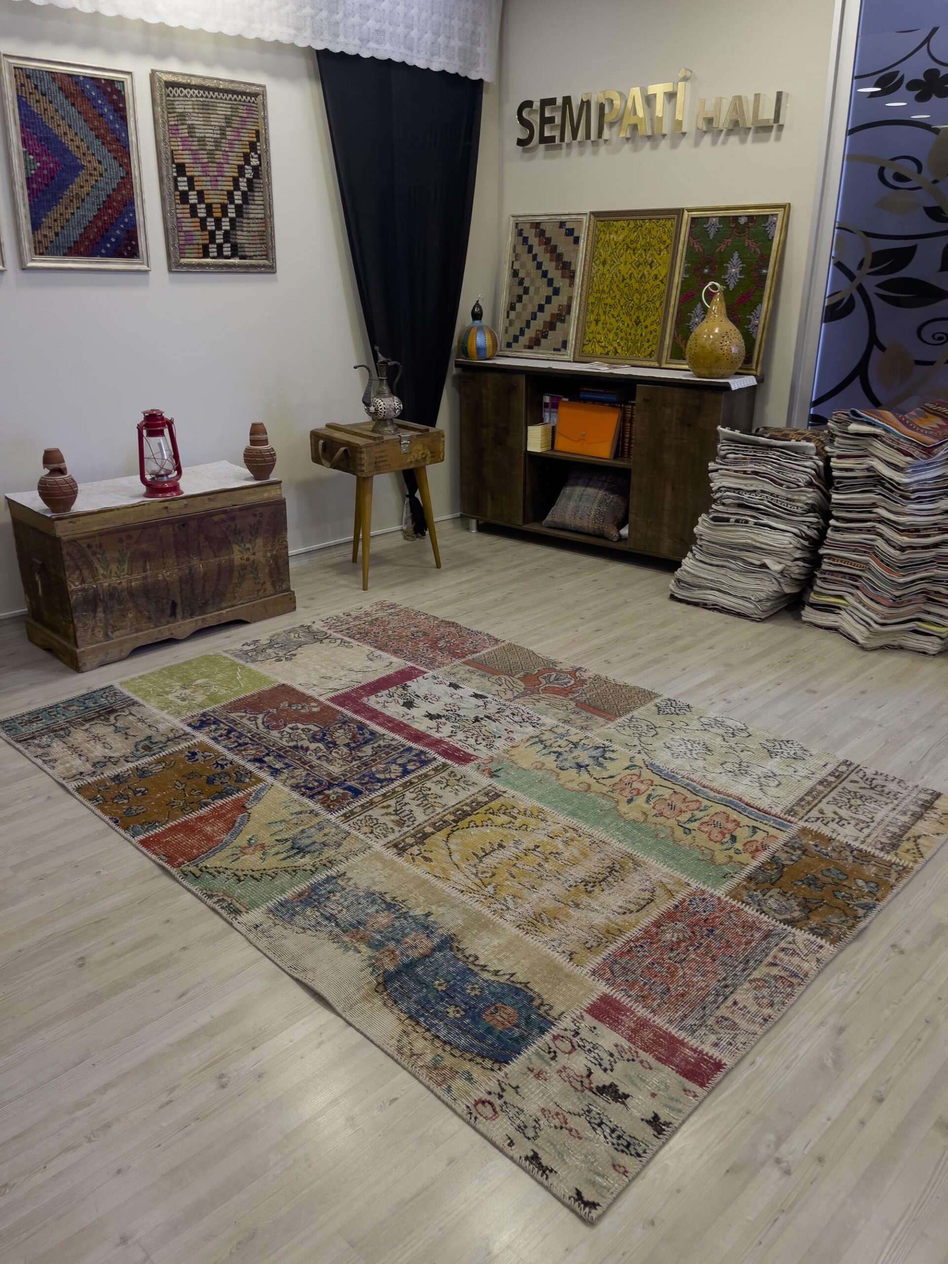 Eşsiz Güzelliğe Sahip Olan Özel Patchwork Halı 162x234 cm 4046 - Görsel 4