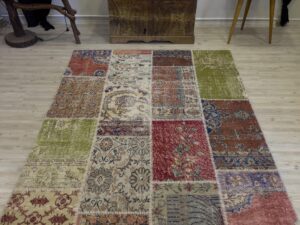 Eşsiz Klasik Gereçk Özel Patchwork Halı 162x233 cm 4053