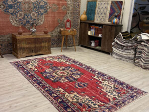 El Dokuma Özel Tasarım Halı   135x248 cm 10321