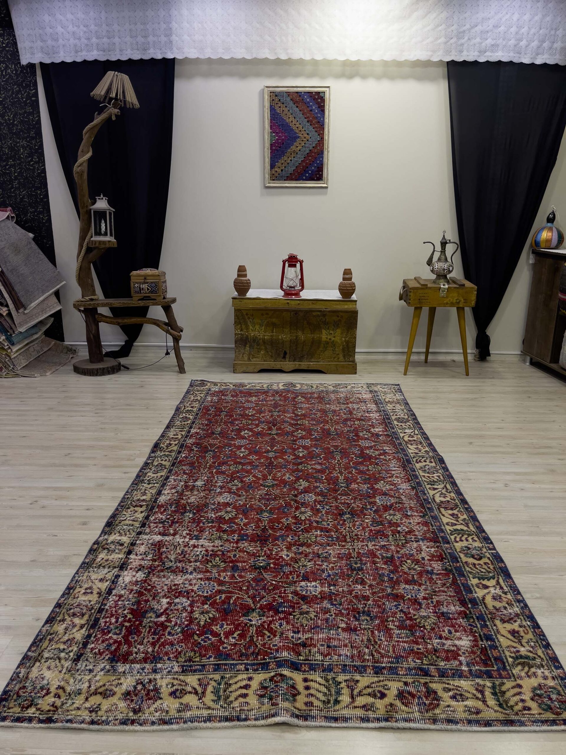 Geleneksel Vintage El Yapımı Halısı   142x272 cm 9096