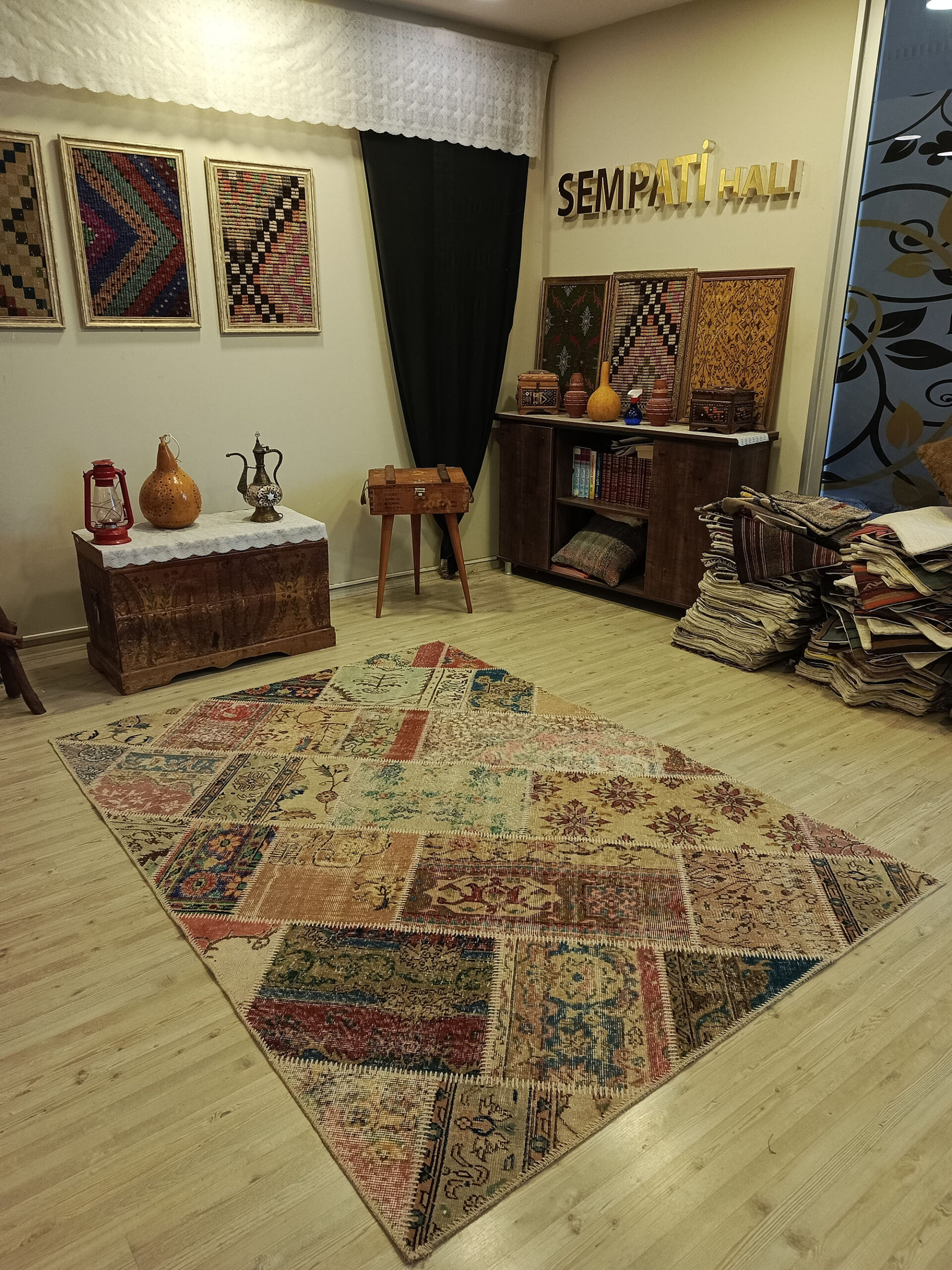 Eskitme El Dokuma Yün Patchwork Halı   160x221 cm  6385