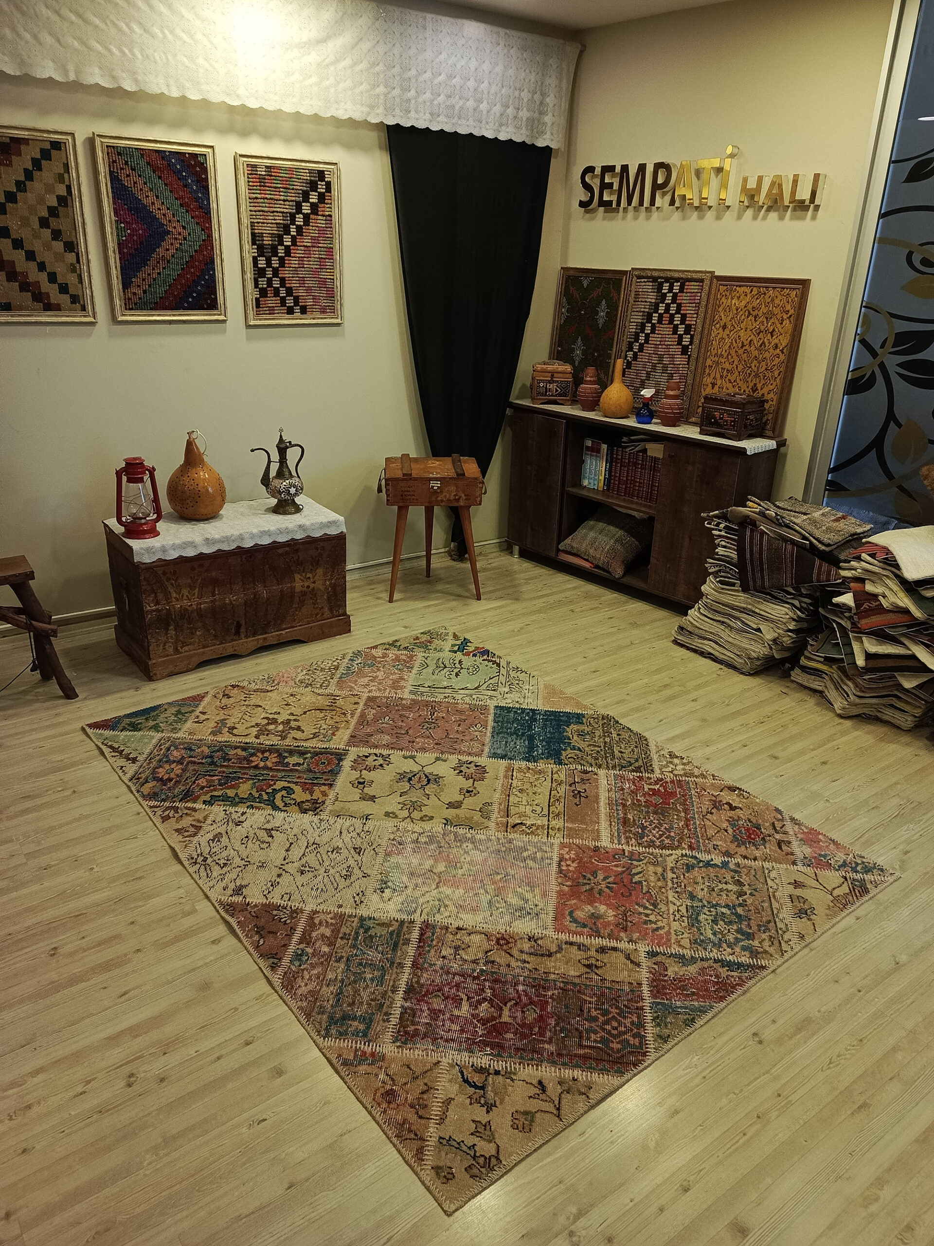 Yün Eskitme Patchwork Halı   160x218 cm  6386