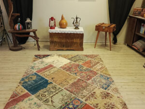 İnce İşçilik El Dokuma Patchwork Halı   160x230 cm  6388