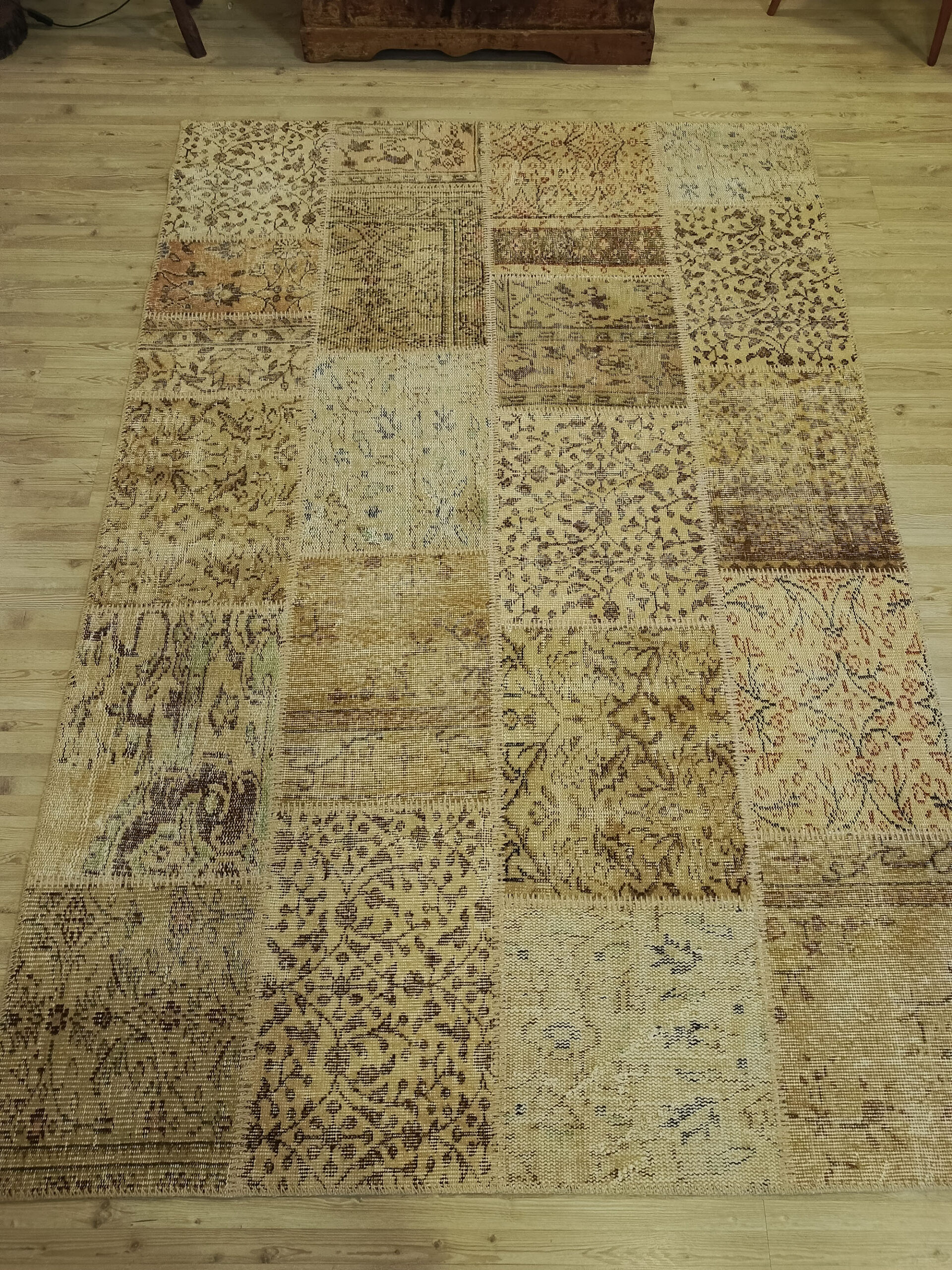 El Dokuma Özel Tasarım Patchwork Halı 160x230 cm 6390 - Görsel 2