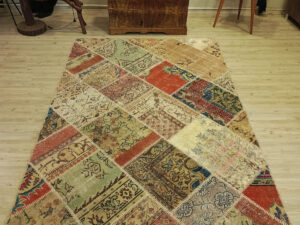 Eskitme Yün Patchwork Halısı   160x228 cm  6402