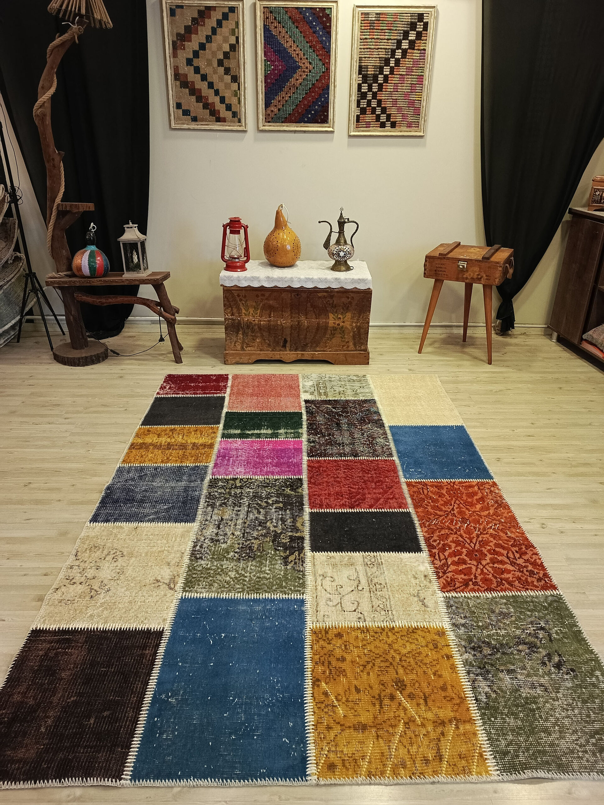 El Dokuma Klasik Patchwork Halı   160x235 cm  6404