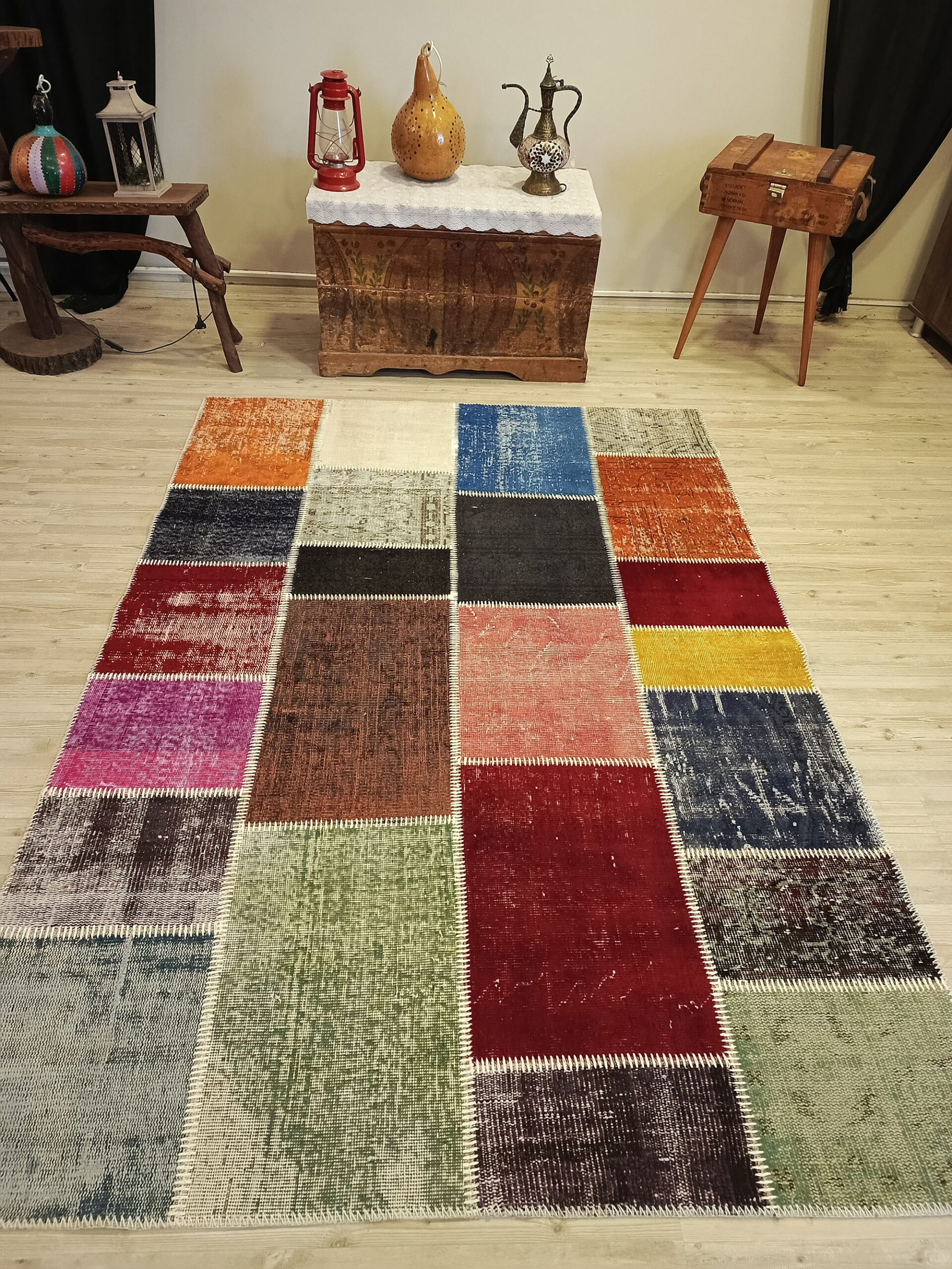 Yün Eskitme Patchwork Halı   160x230 cm  6407