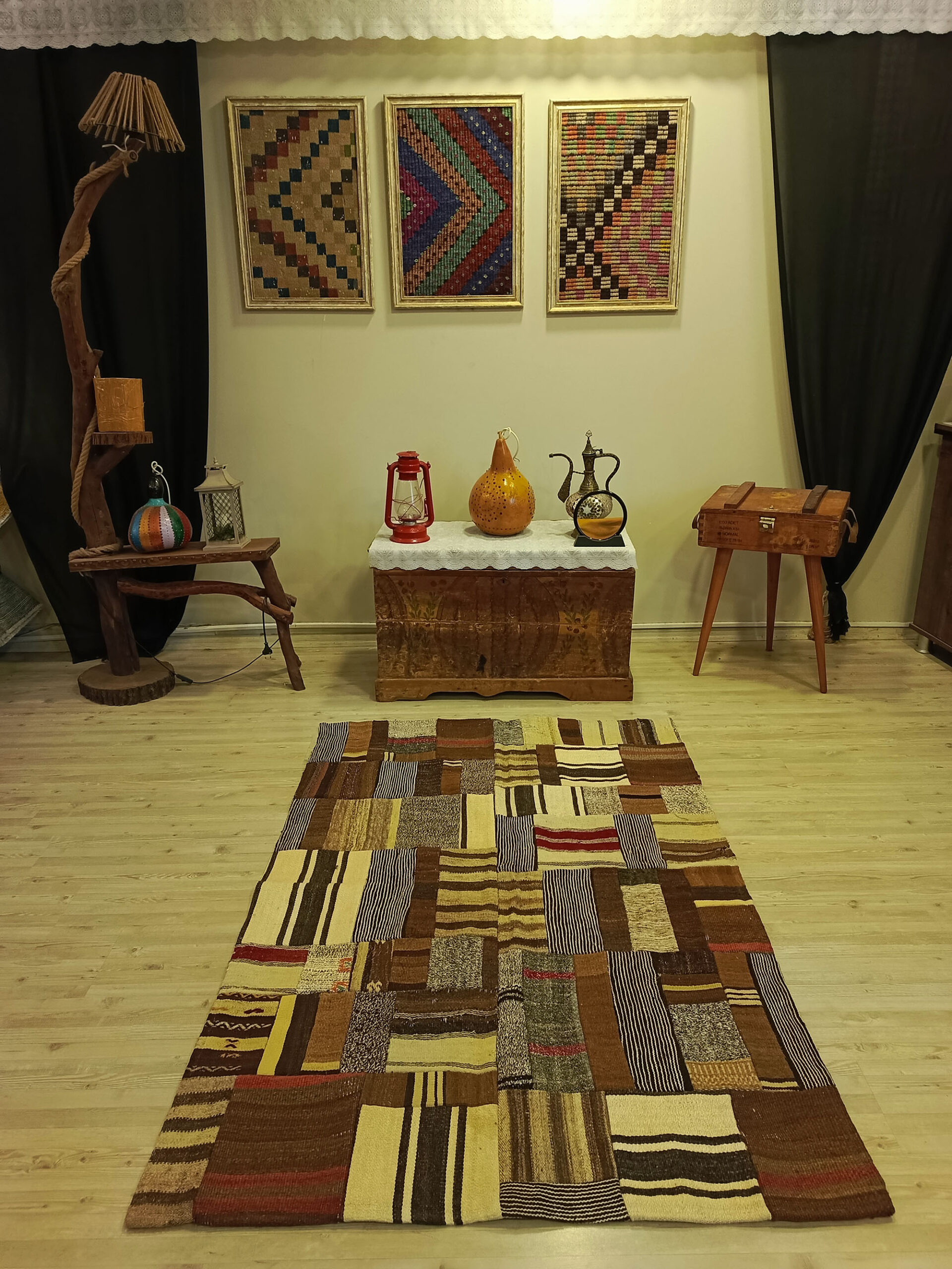 El Dokuma Özel Tasarım Patchwork Halı 116x173 cm 6414 - Görsel 4