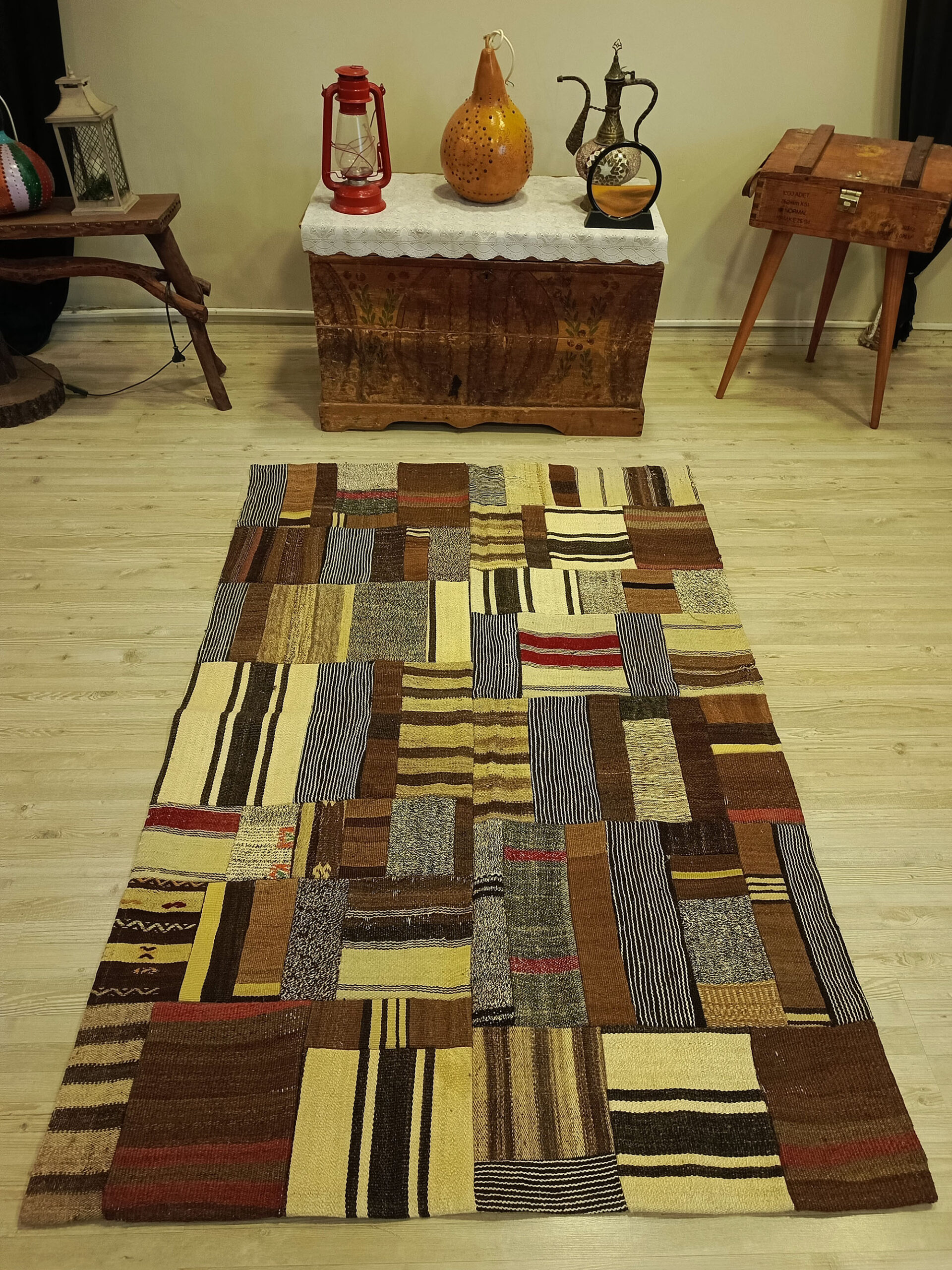 El Dokuma Özel Tasarım Patchwork Halı   116x173 cm  6414