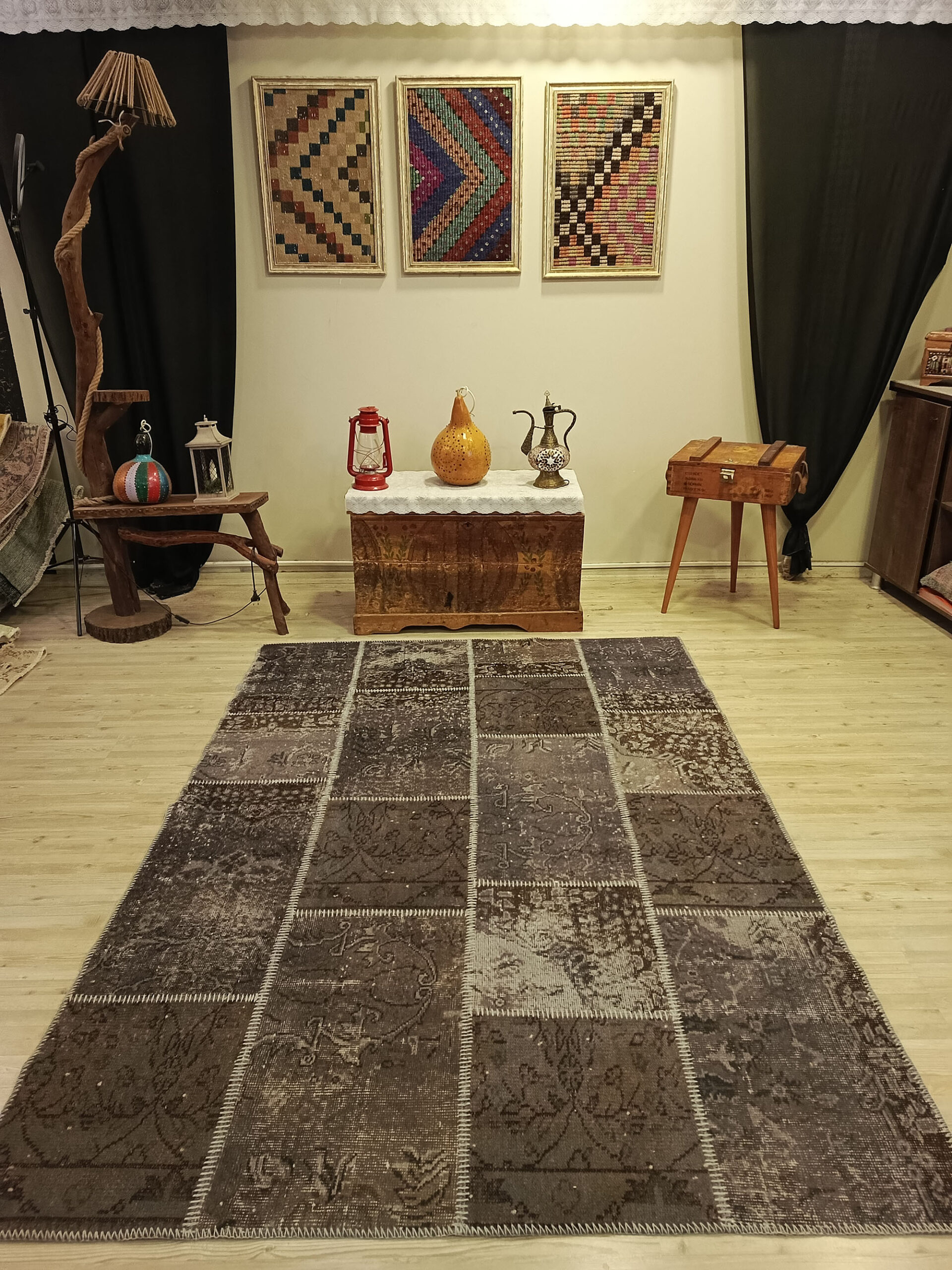 İnce İşçilik El Dokuma Patchwork Halı   170x250 cm  6416