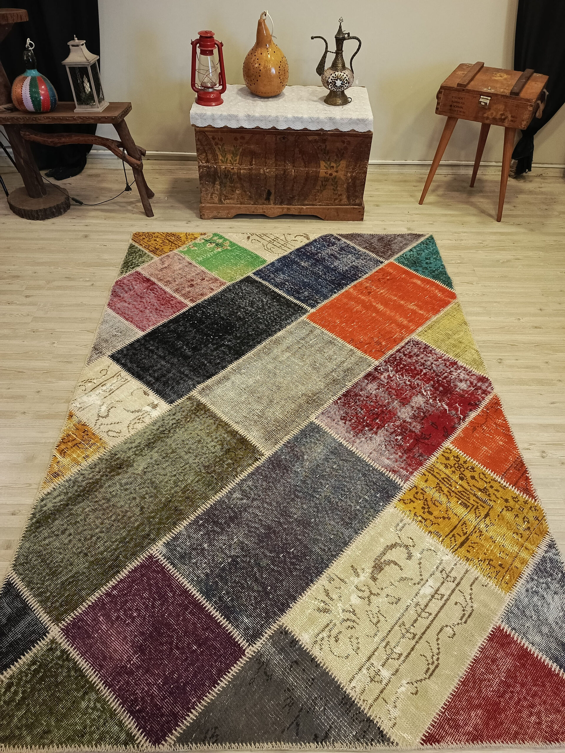 El Dokuma Özel Tasarım Patchwork Halı   160x230 cm  6501