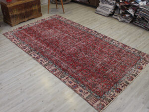 Eskitme El Yapımı Yün Halı 156 x 278 cm 10514