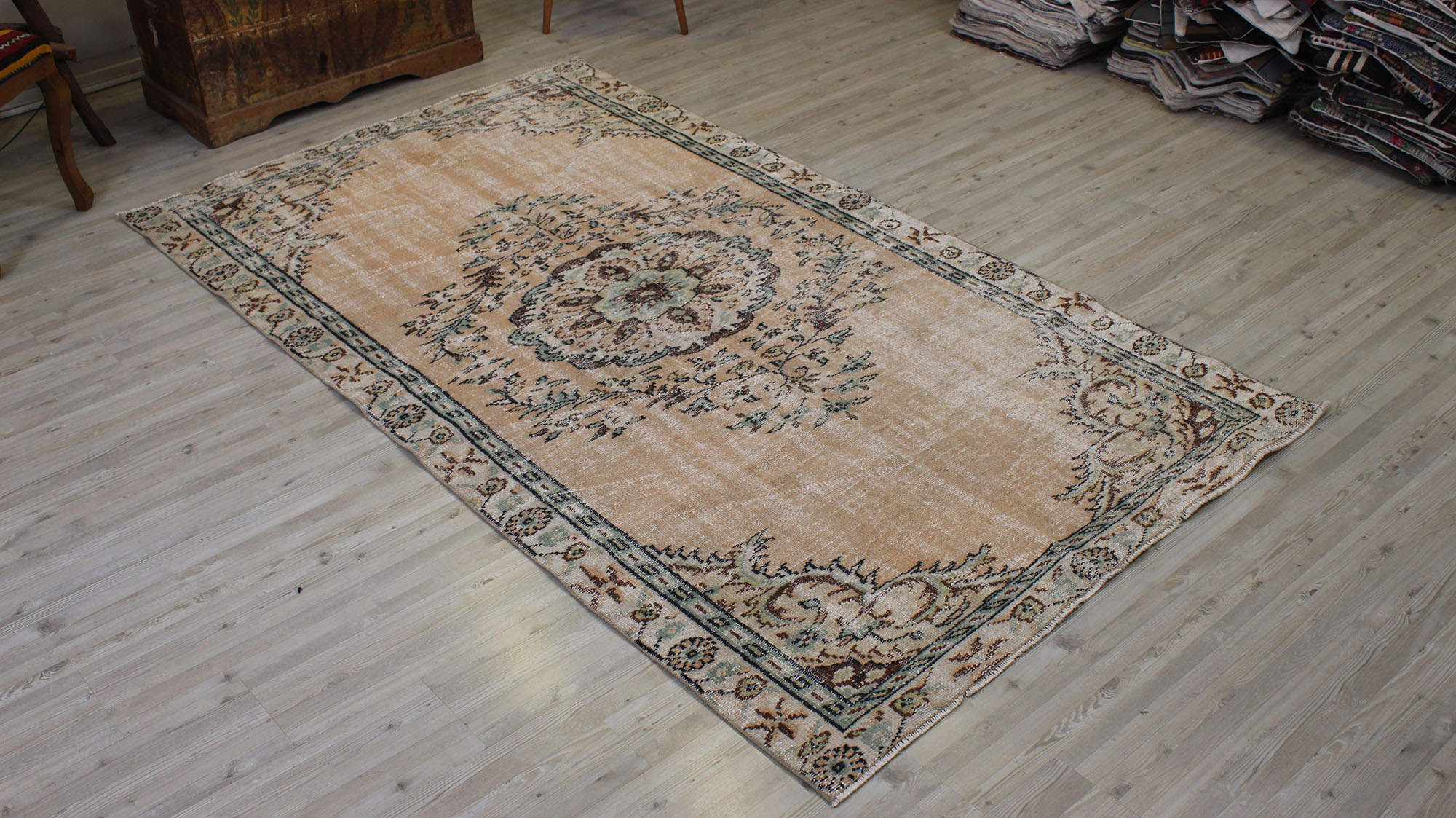 Eskitme Vintage Yün Halı 141 x 250 cm 10522