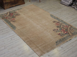 Eskitme Yün El Dokuma Halı Vintage 152 x 244 cm 10524