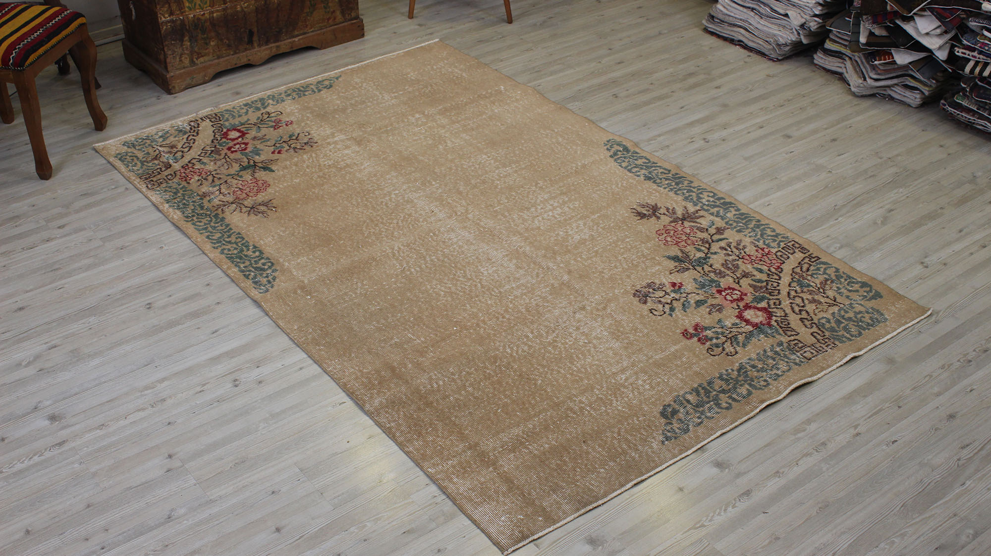 Eskitme Yün El Dokuma Halı Vintage 152 x 244 cm 10524
