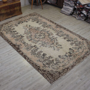 Vintage El Yapımı Halı Yün 172 x 285 cm 10541