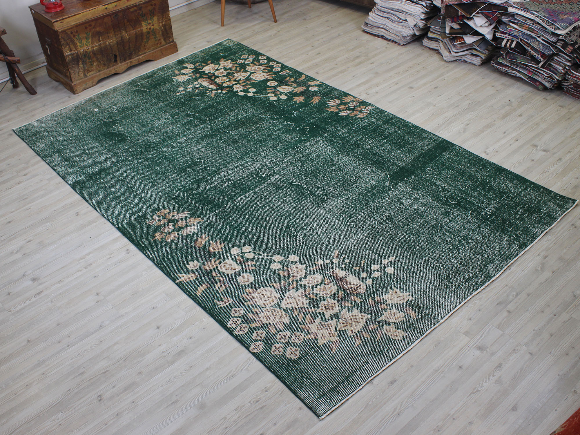 Vintage El Yapımı Yün Halı 183 x 300 cm 10543